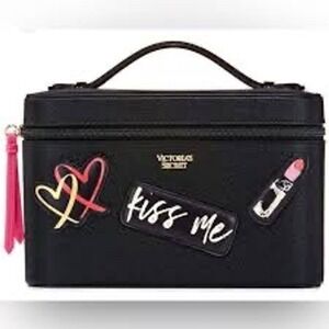 Victorias Secret Black Makeup Train Case Kiss Me Hearts Lipstick‎ Travel Bag
